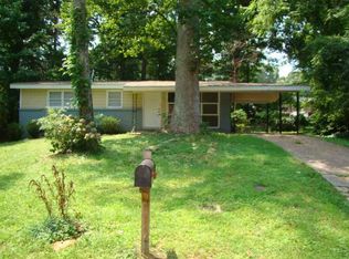 703 Milford Dr SW, Marietta, GA 30060