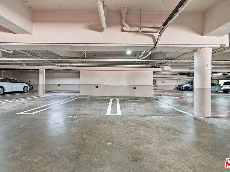 11970 Montana Ave #104 — Photo 31