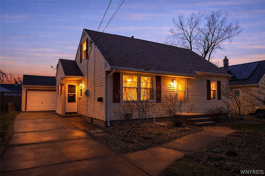 65 6th Ave, Lancaster, NY 14086 | Zillow