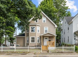 510 Crescent St, Brockton, MA 02302