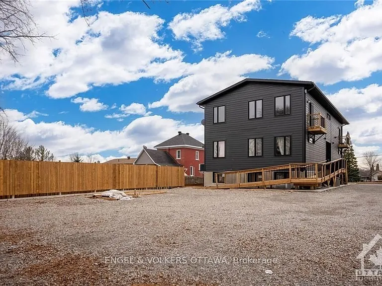 8 Philip St #5 — Photo 13