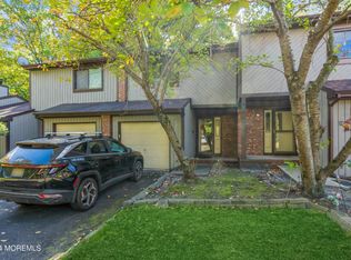 39 Laurie Ct #202, Matawan, NJ 07747
