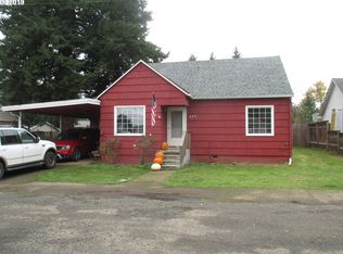 425 SW Fir St, Willamina, OR 97396