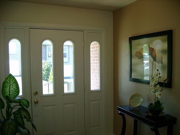 1st Floor Entry