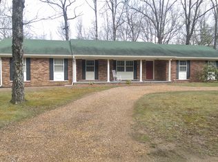 1701 James Blvd, Signal Mountain, TN 37377