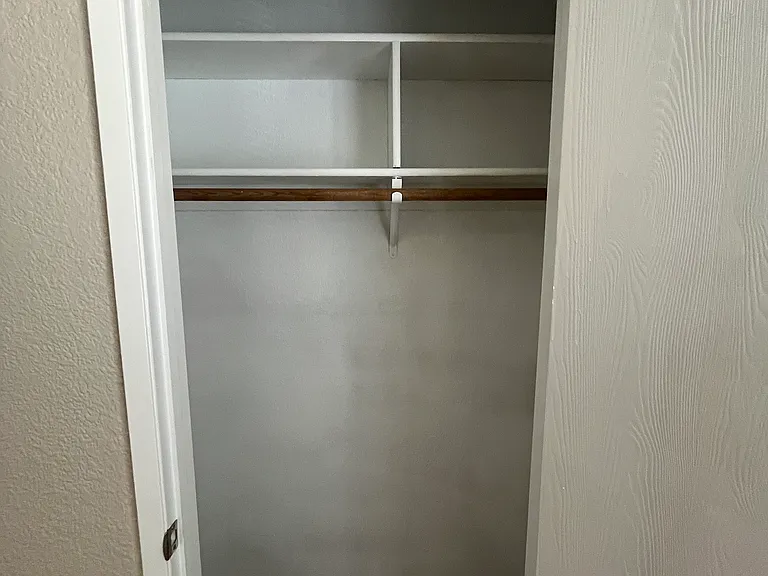 Room 1 Closet 1