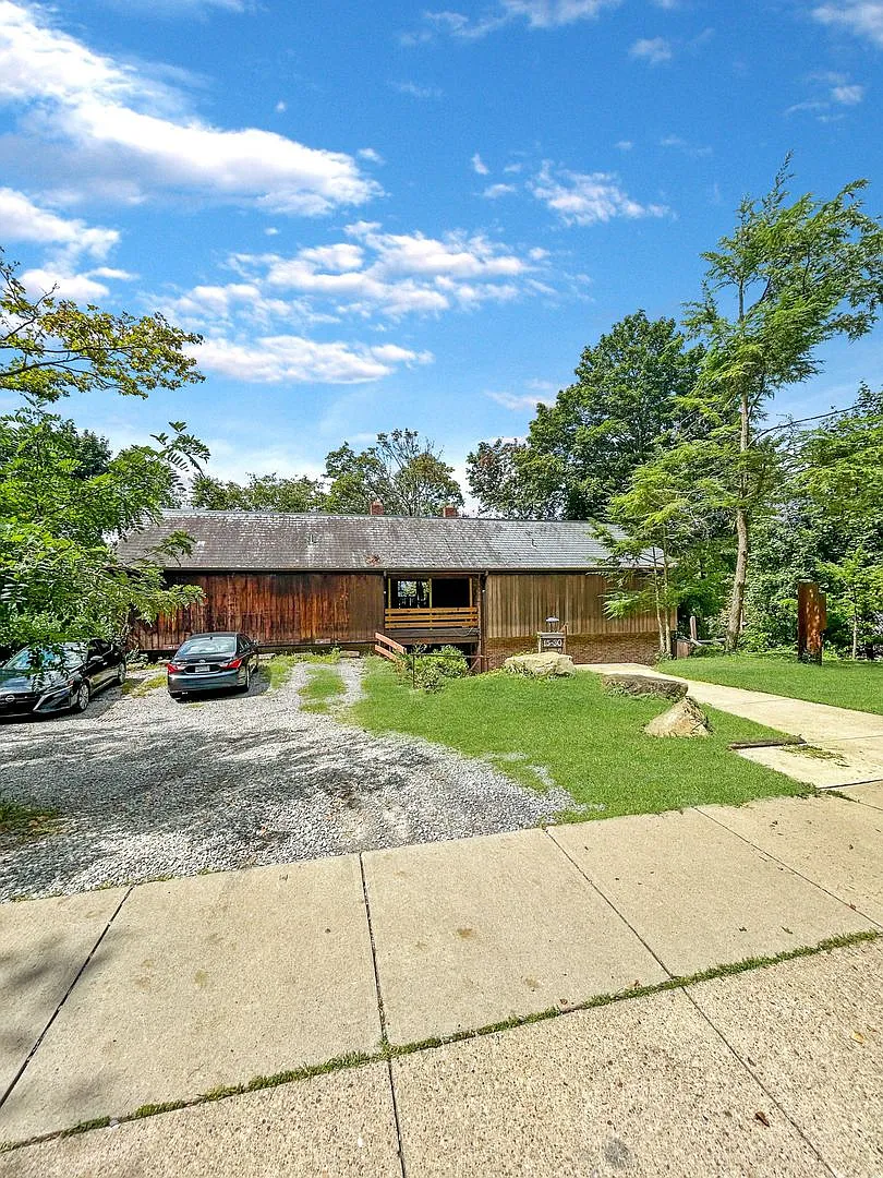 1530 Barr Ave - Crafton — Photo 3