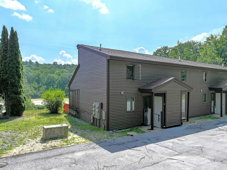 576 Francestown Rd #26