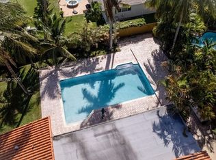 12250 SW 2nd St, Miami, FL 33184