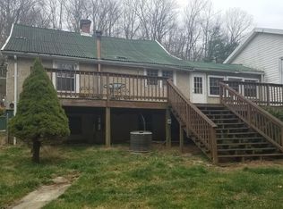 129 Coffeytown Rd, Vesuvius, VA 24483