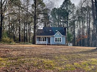 2021 Country Trails Dr, Clayton, NC 27520