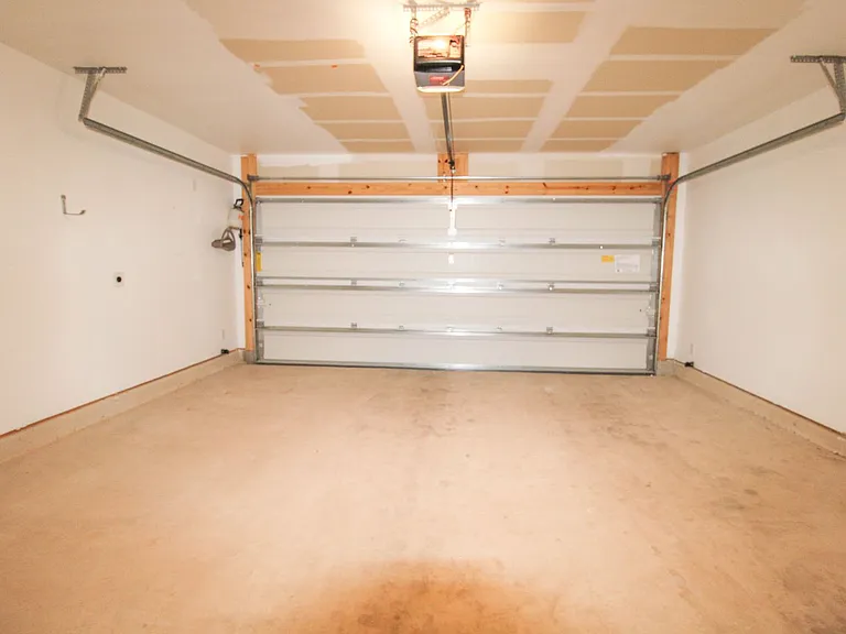 3642 Millbrook Way — Photo 36
