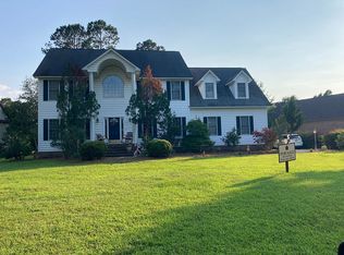 221 Ticino Ct, New Bern, NC 28562