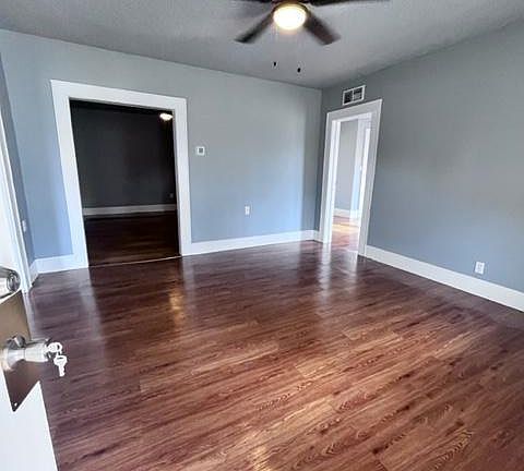 2nd image of 1210 W Idaho Ave