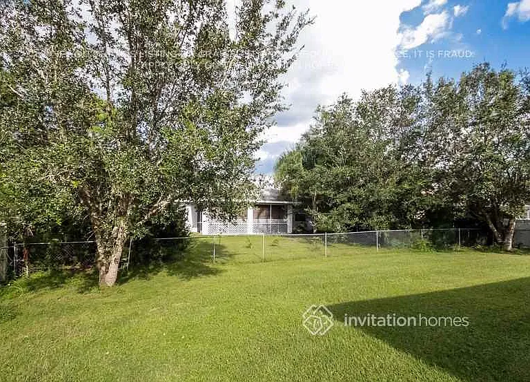 3228 N Biscayne Dr — Photo 23