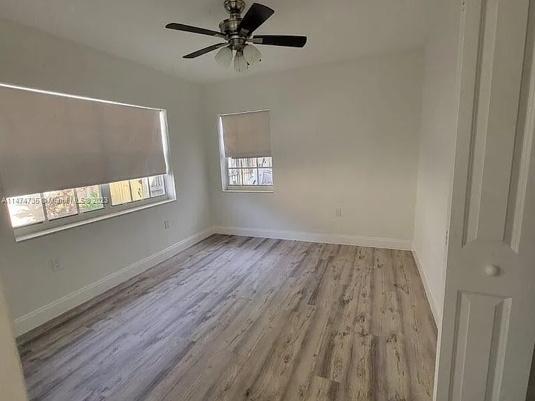 1512 NE 109th St #1512 — Photo 12
