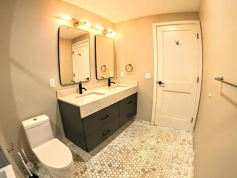 70 Leo M Birmingham Pkwy #508 — Photo 35