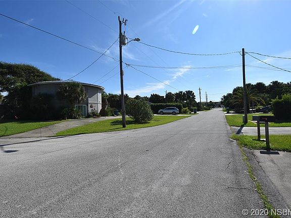 5th image of 18 Hillside Dr