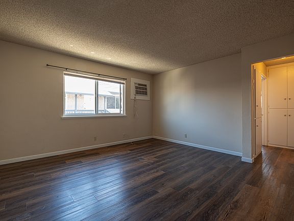 5th image of 3641 2nd Ave APT M