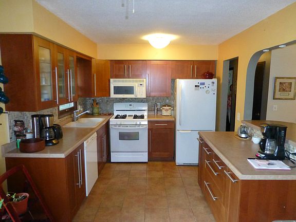 Newly Updated Kitchen