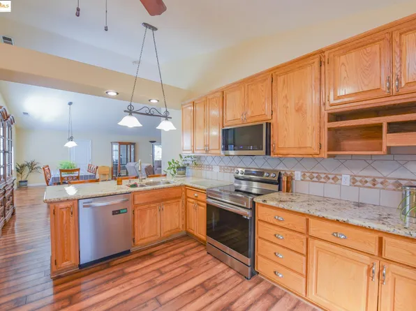 10626 River Oak Ct, Jamestown, CA 95327