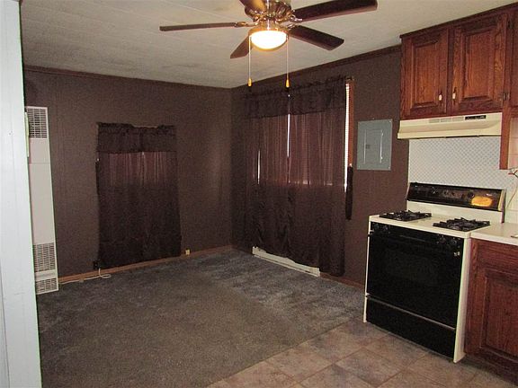 3rd image of 2837 Cannon St