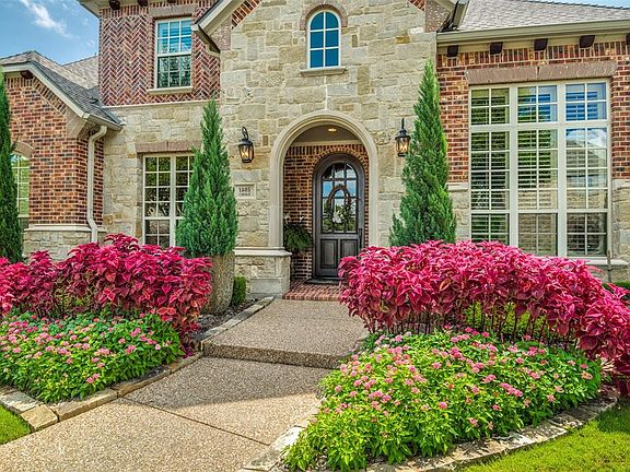 3rd image of 1405 Cibolo Dr