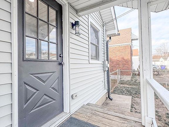2nd image of 1805 Shirley Ave