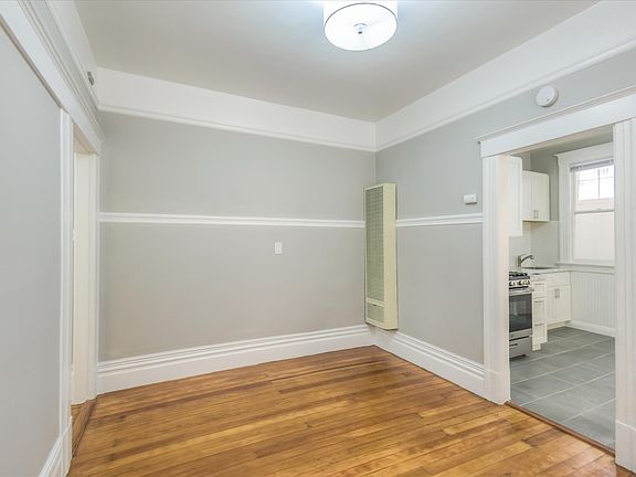 4th image of 864-874 Greenwich St #864