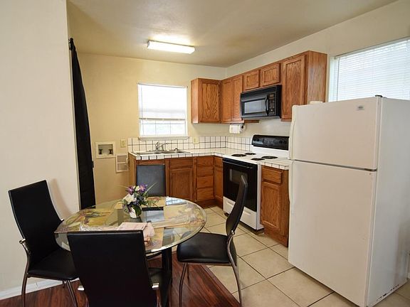 4th image of 1305 N 5th St #A