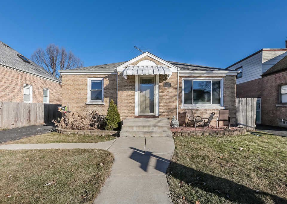 1st image of 3615 Nichols Ave