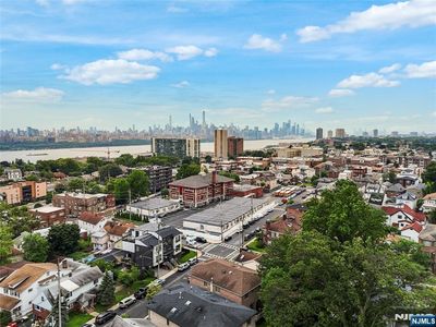 405 Commercial Ave, Cliffside Park, NJ, 07010