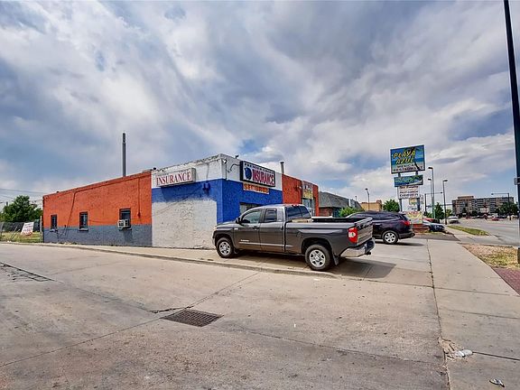 3rd image of 1427 S Federal Blvd