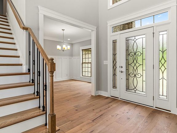 5th image of 2839 Carriage Way