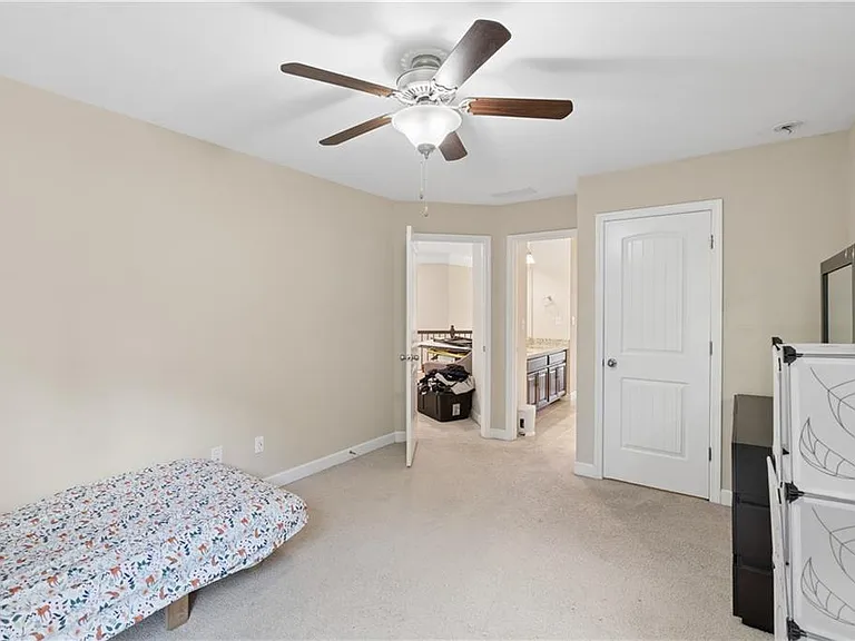 4470 Skylark Ln — Photo 41