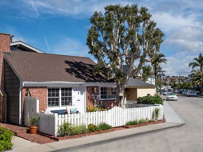 217 Topaz Ave, Newport Beach, CA, 92662
