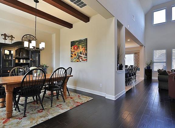 3rd image of 2737 Belicia Ln
