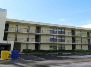 16 Royal Palm Way #1060, Boca Raton, FL 33432