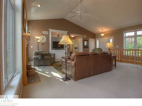 3rd image of 11513 Sara Ann Dr