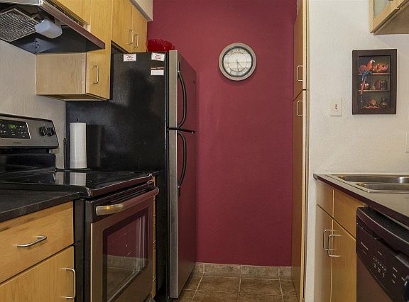 2nd image of 941 Calle Mejia APT 1316