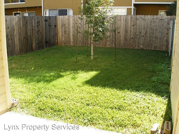 1st image of 9801B Copper Creek Dr