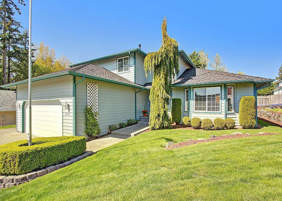 1st image of 3625 175th St SW
