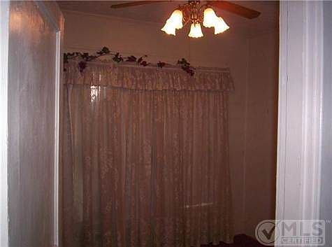 5th image of 239 Georgia Ave
