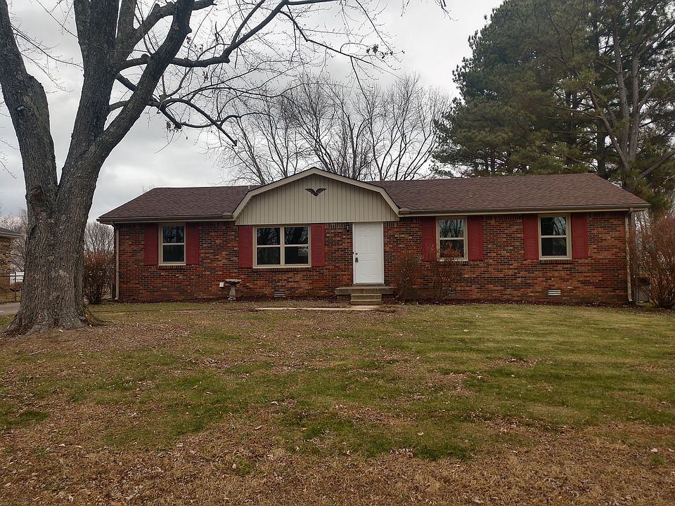 1st image of 425 Parker Dr