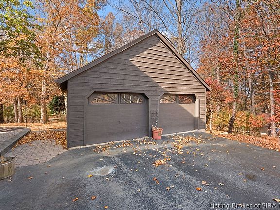 5th image of 1022 Broadleaf Court