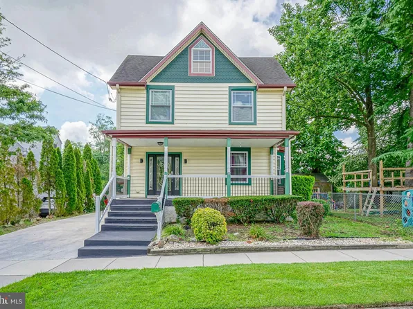 138 W Monroe Ave, Magnolia, NJ 08049