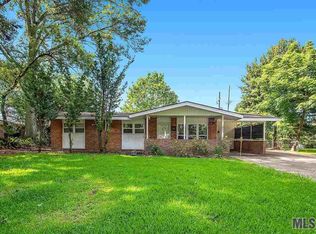 1045 Avenue G, Port Allen, LA 70767