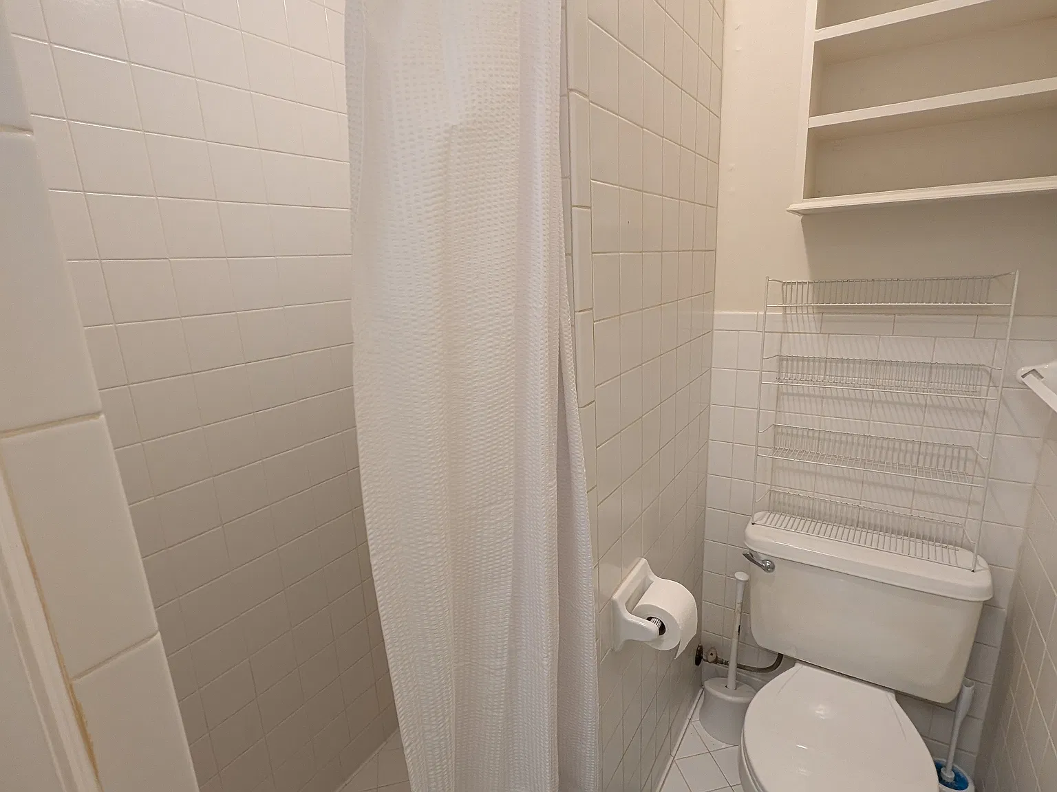1 bed, 350 sqft, $825 — Photo 3