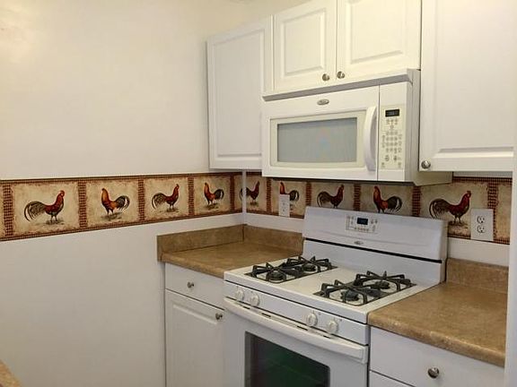 5th image of 2729 S 52nd Ct