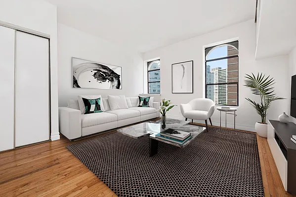 Rented by Compass | media 10